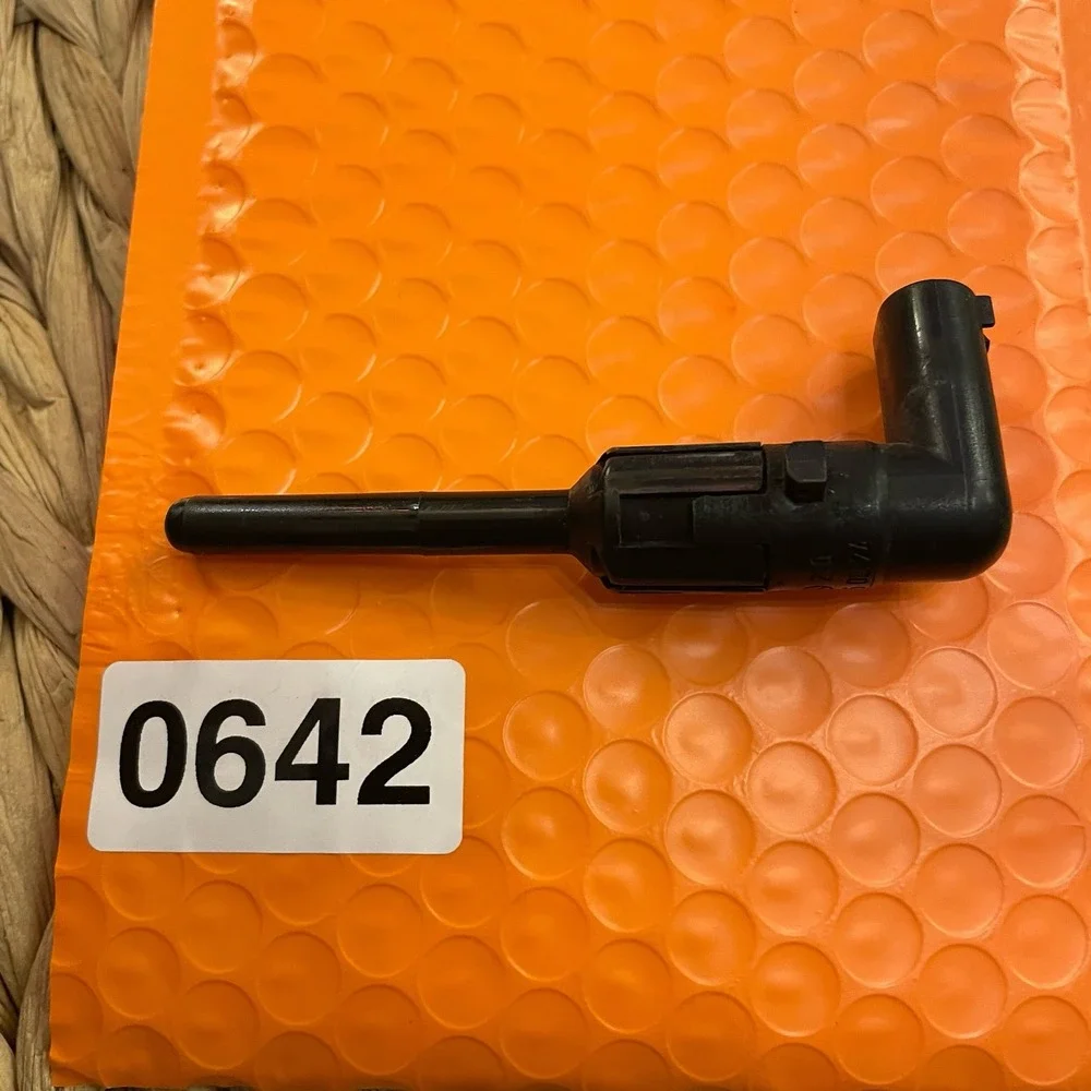 ✅Engine Coolant Level Sensor for Mercedes-Benz OEM #️⃣0642